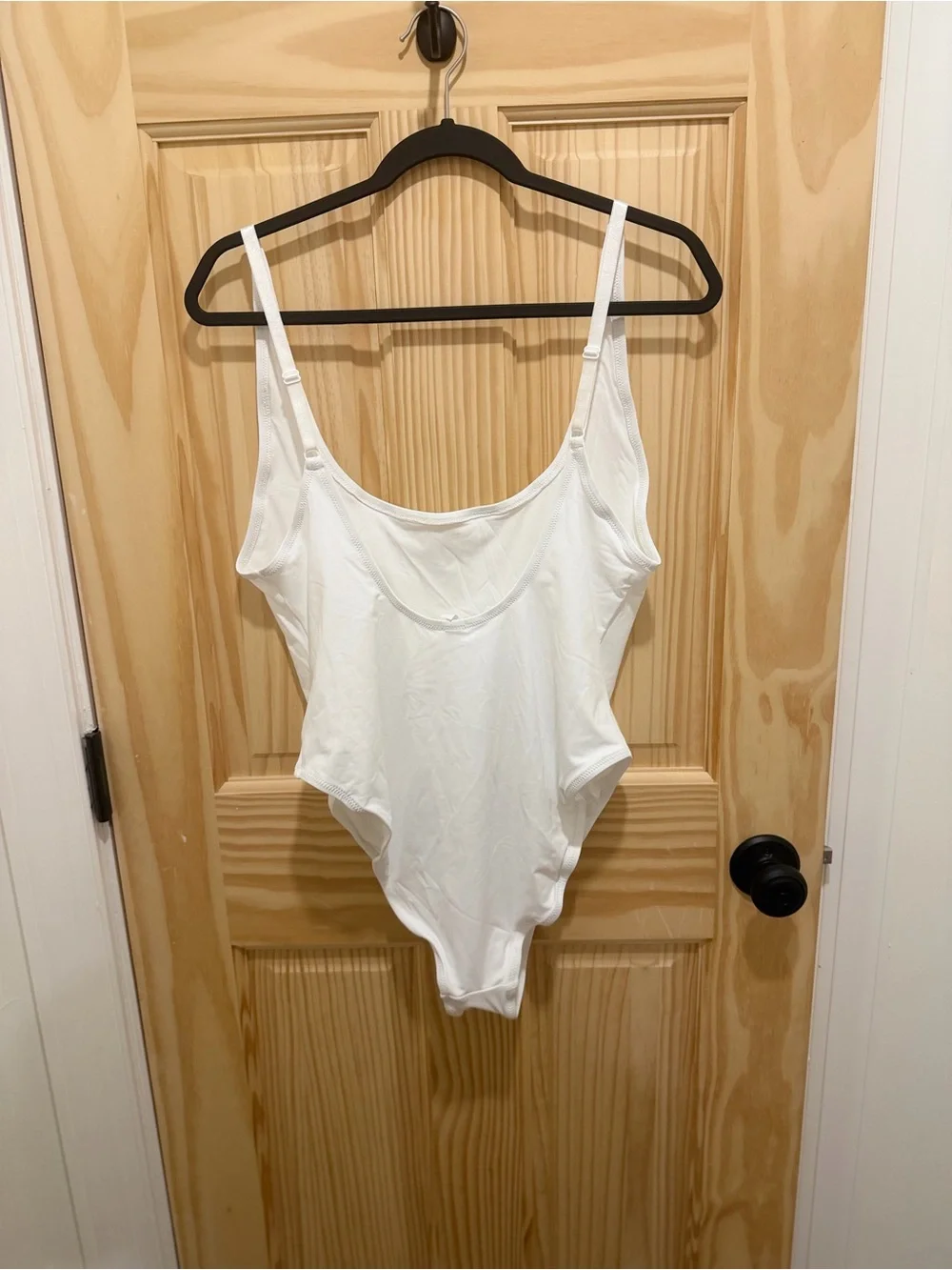NWT SKIMS Classic White Scoop One-Piece Swimsuit